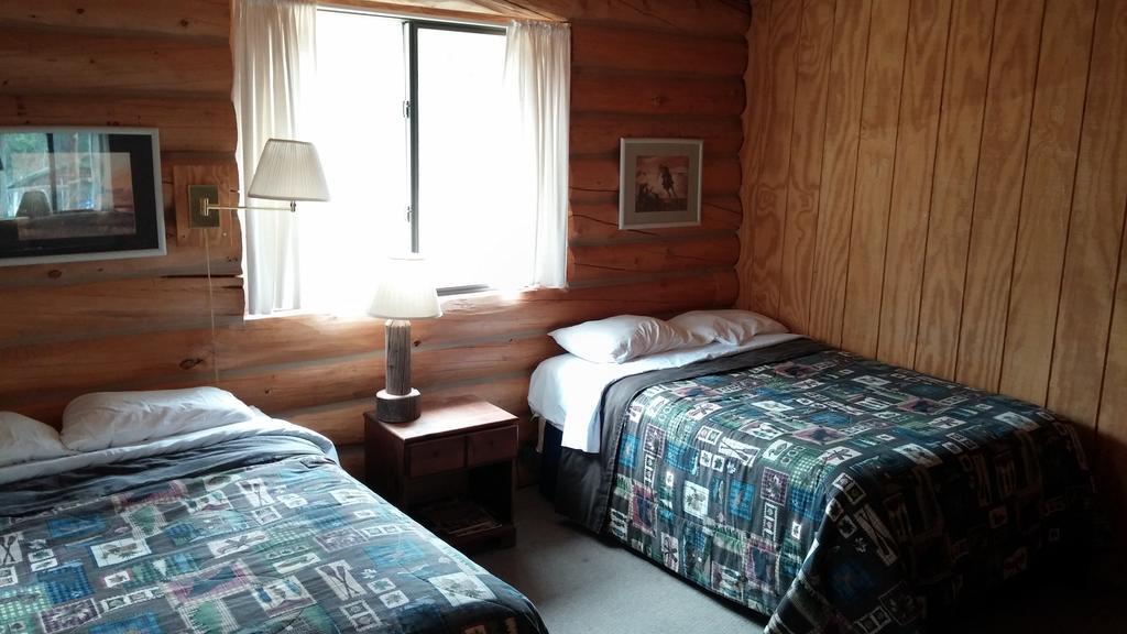Medicine Bow Lodge Tenmile Room photo